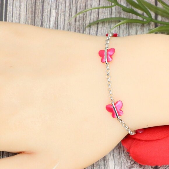 "Trendy Handmade Bracelet – A Stylish Gift for Women & Girls, MAR091224 - Picture 4 of 10